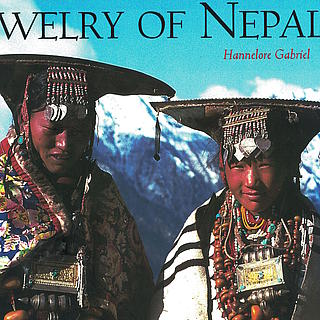 Hannelore Gabriel; Jewellery of Nepal, London 1999 25.01.1206