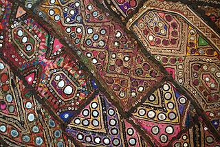 CENTRAL ASIAN TEXTILES 11