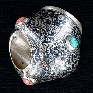 Huge silver finger ring - Afghanistan 04.03.1961