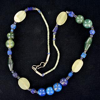 Nice Lapis and Jade necklace 05.06.1533