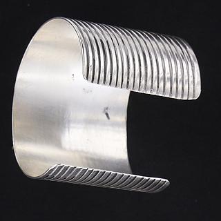 Nice Ethiopian silver cuff 02.02.434