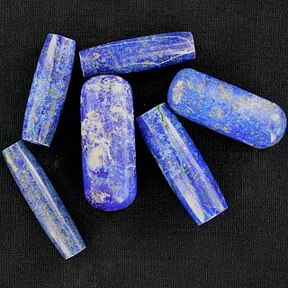 Set of 6 Lapis Lazuli beads; 05.06.1514