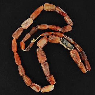 Uniquer old African carnelian bead necklace 05.04.951