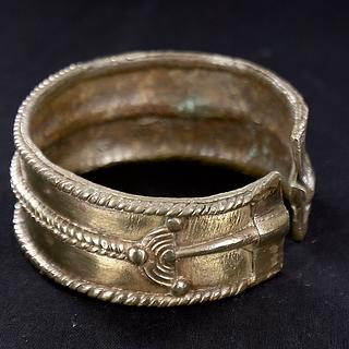 Wearable Brass Bracelets  01.02