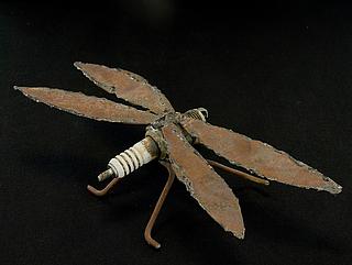 Recycling art: dragonfly 24.5.940