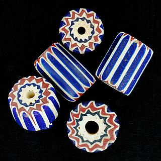 Five large chevron beads 05.01.1507