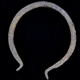 Antique West African iron bracelet 01.01.844