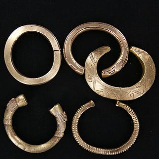 lot of 5 West- Cenral African Bracelets 01.02.811
