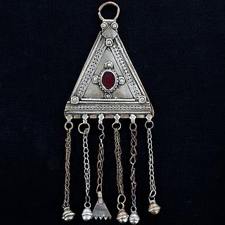 Yemeni "Muthallath" pendant 03.05.1313