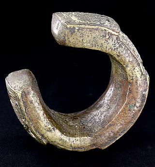 Extraordinary brass bracelet from Cameroon 01.01.773