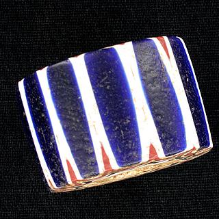 Large six layer chevron bead 05.01.1496