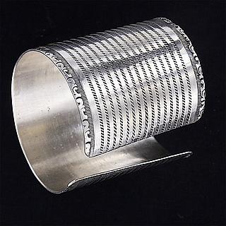 Beautiful Ethiopian silver cuff 02.02.432