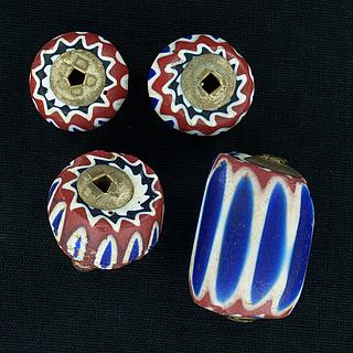 Five chevron beads with metal cap 05.01.1508