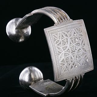 Heavy silver anklet "Khal-khal", Mauretania 01.09.905