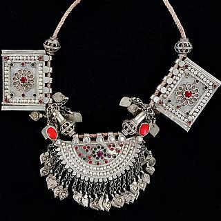 Splendid silver necklace from Afghanistan 04.03.1928