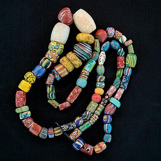 Necklace of vintage African glass beads 05.10.1547