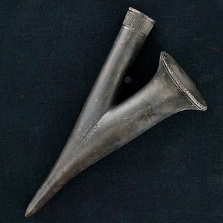 Tutsi clay pipe head 21.01.1620