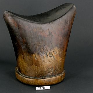 Gurage Sebabét block form headrest from Ethiopia 06.01.045