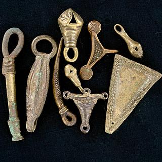 Nine antiques brass elements 13.02.1421