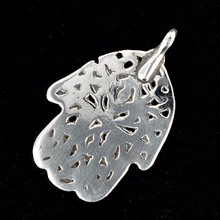 Silver "hamsa" pendant 01.03.1430