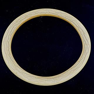 Light Dinka ivory arm or upper arm bracelet 01.07.1054