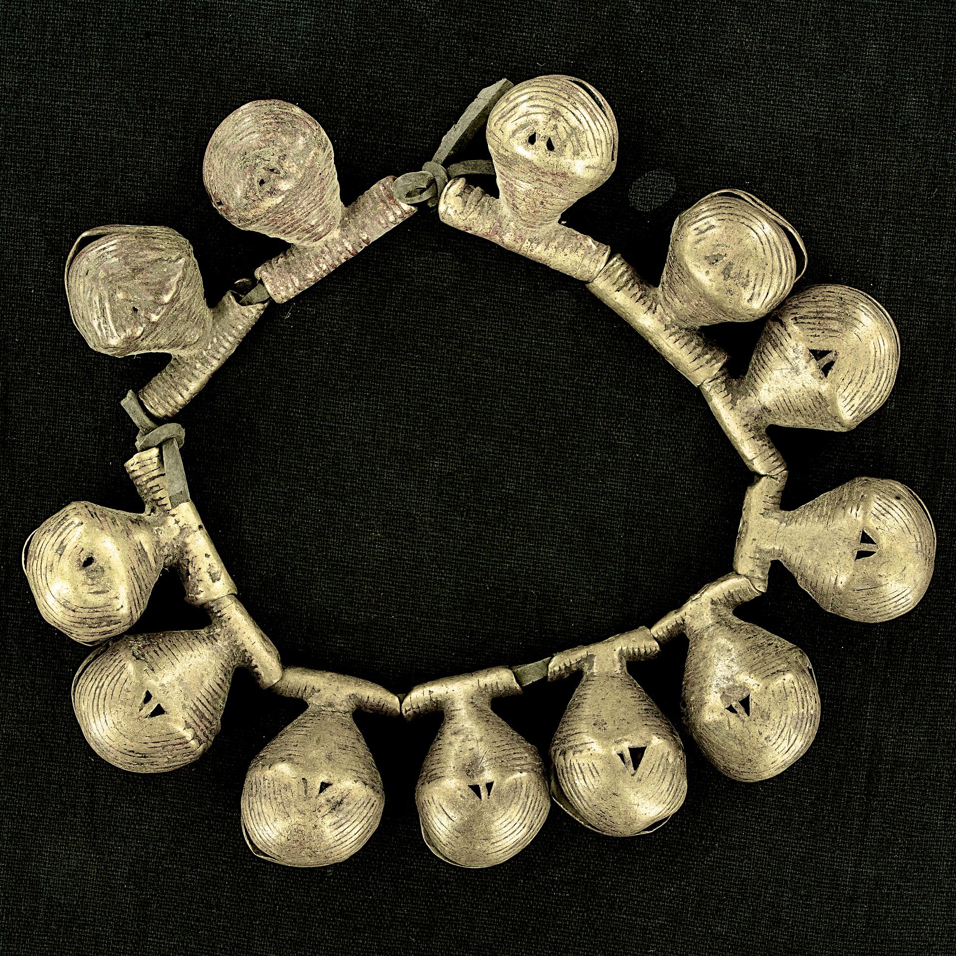 Bracelet Or Anklet With 12 Antiques Brass Bells 13 02 1422