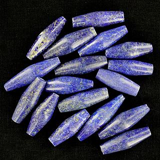 Set of 17 Afghan oblong Lapis Lazuli beads 05.06.1516