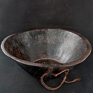 Ethiopian wooden bowl 09.05.1752