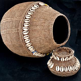 Borana Gorfa with cowrie shells - Ethiopia 09.04.1743
