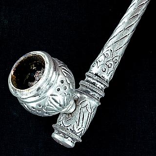 Pakistani? hash pipe 21.02.1589