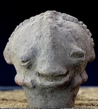 Human head figure 22.01.252