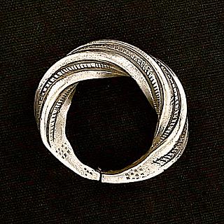 Fulani twisted finger ring 01.05.874