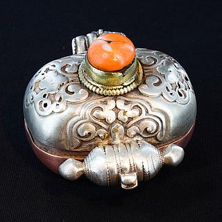 Tibetan G'au kerima amulet box 04.02.1154