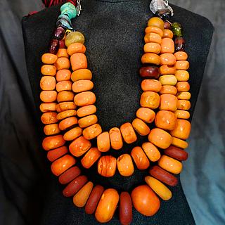 Large marocain necklace - amber imitation 05.05.1283
