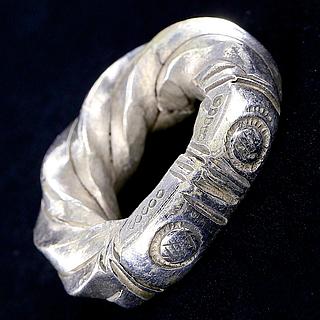 Fulani twisted finger ring 01.05.880