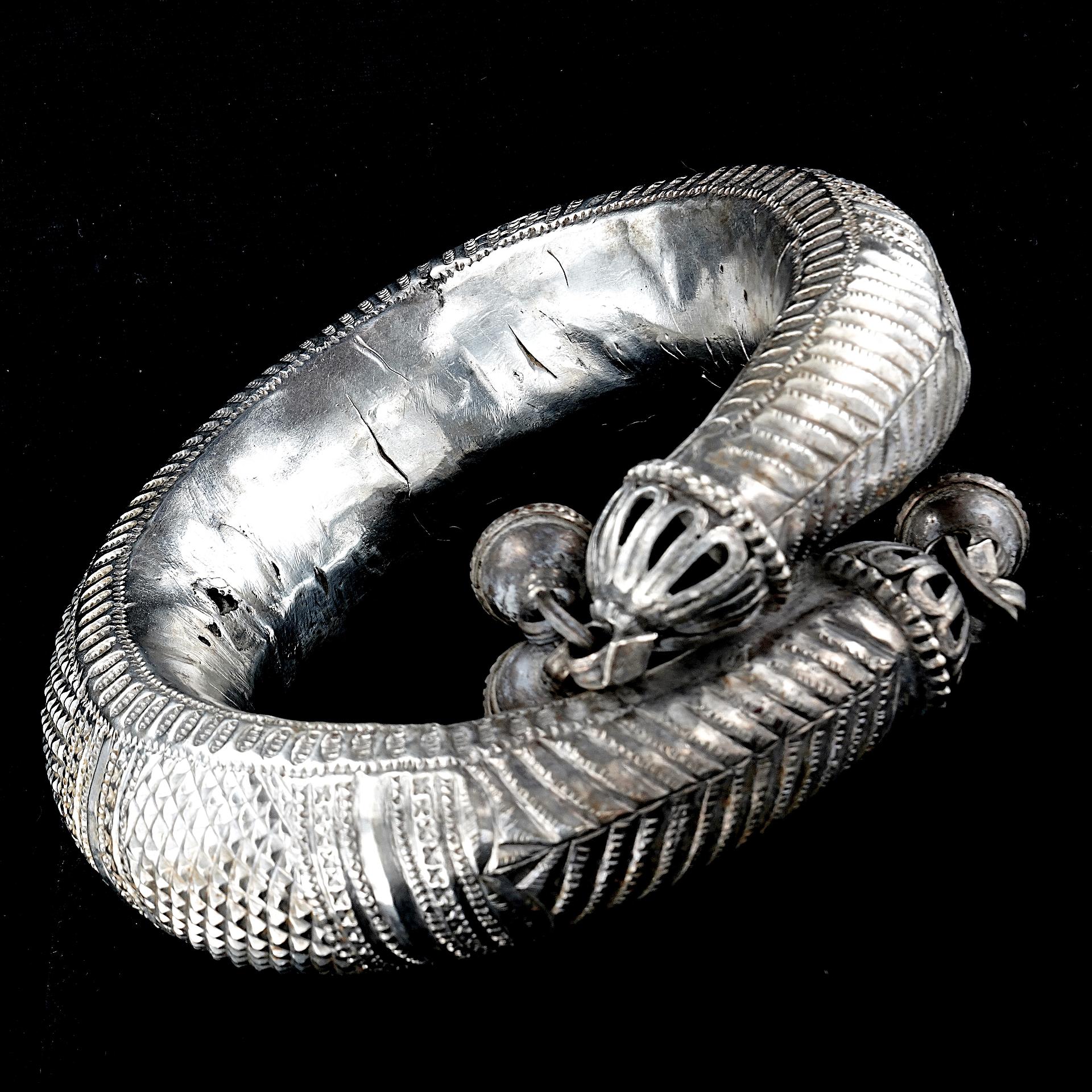 Buy Solid Silver Indian Bracelet From Himachal Pradesh and Rajasthan, Indian  Silver, Himachal Jewelry, Silver Bracelet, Jammu Bracelet Online in India -  Etsy